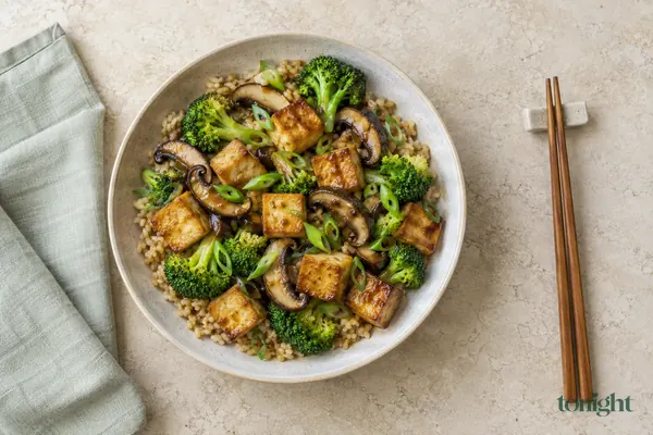 Naturreis mit Tofu und Shiitake